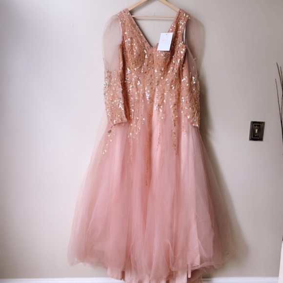 NWT Mac Duggal 20295 Embellished V Neck Long Sleeve A Line Gown Pink Size 16 - Picture 3 of 12